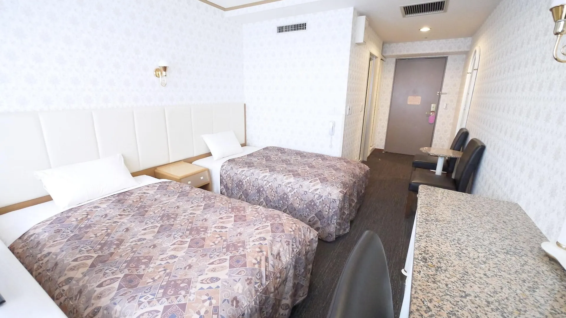 U-Community Hotel Higashi-osaka