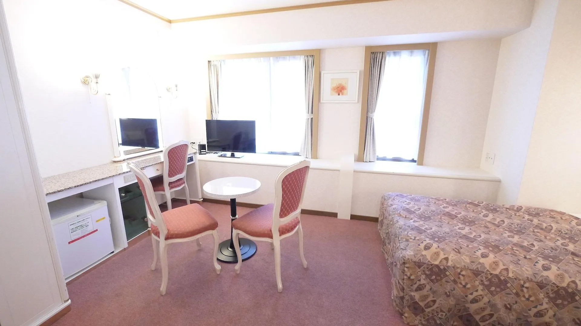 U-Community Hotel Higashi-osaka Japonsko